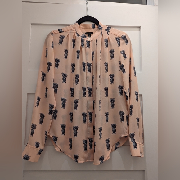 Ann Taylor Pineapple Button Up Light Pink Blouse - Picture 9 of 10